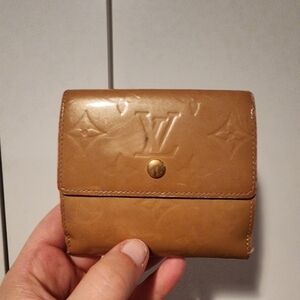Louis Vuitton EUC Vernis wallet